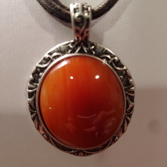 Red Oval Necklace - Picture 2 of 6